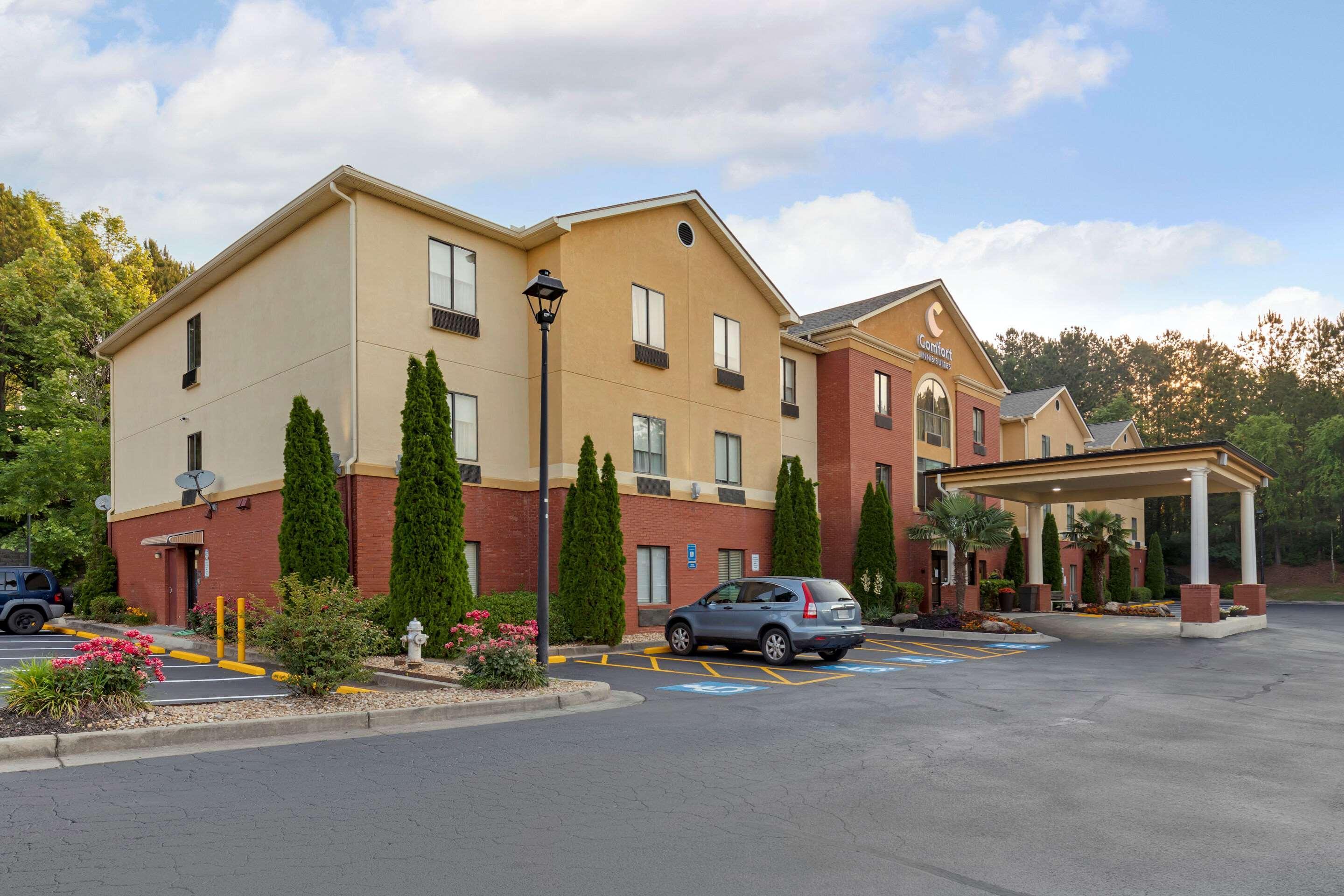 Comfort & Inn Suites Canton Exterior photo