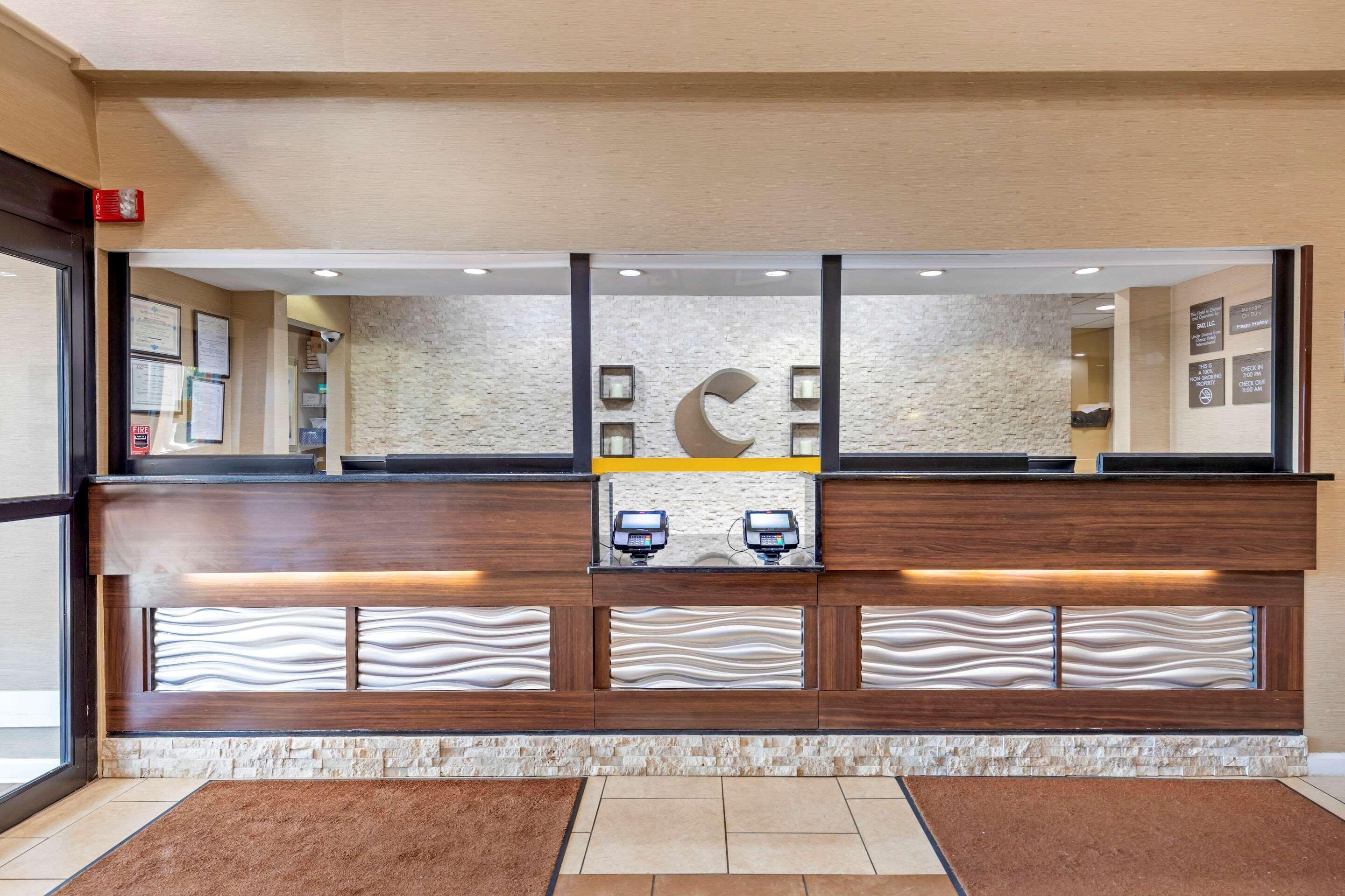 Comfort & Inn Suites Canton Exterior photo